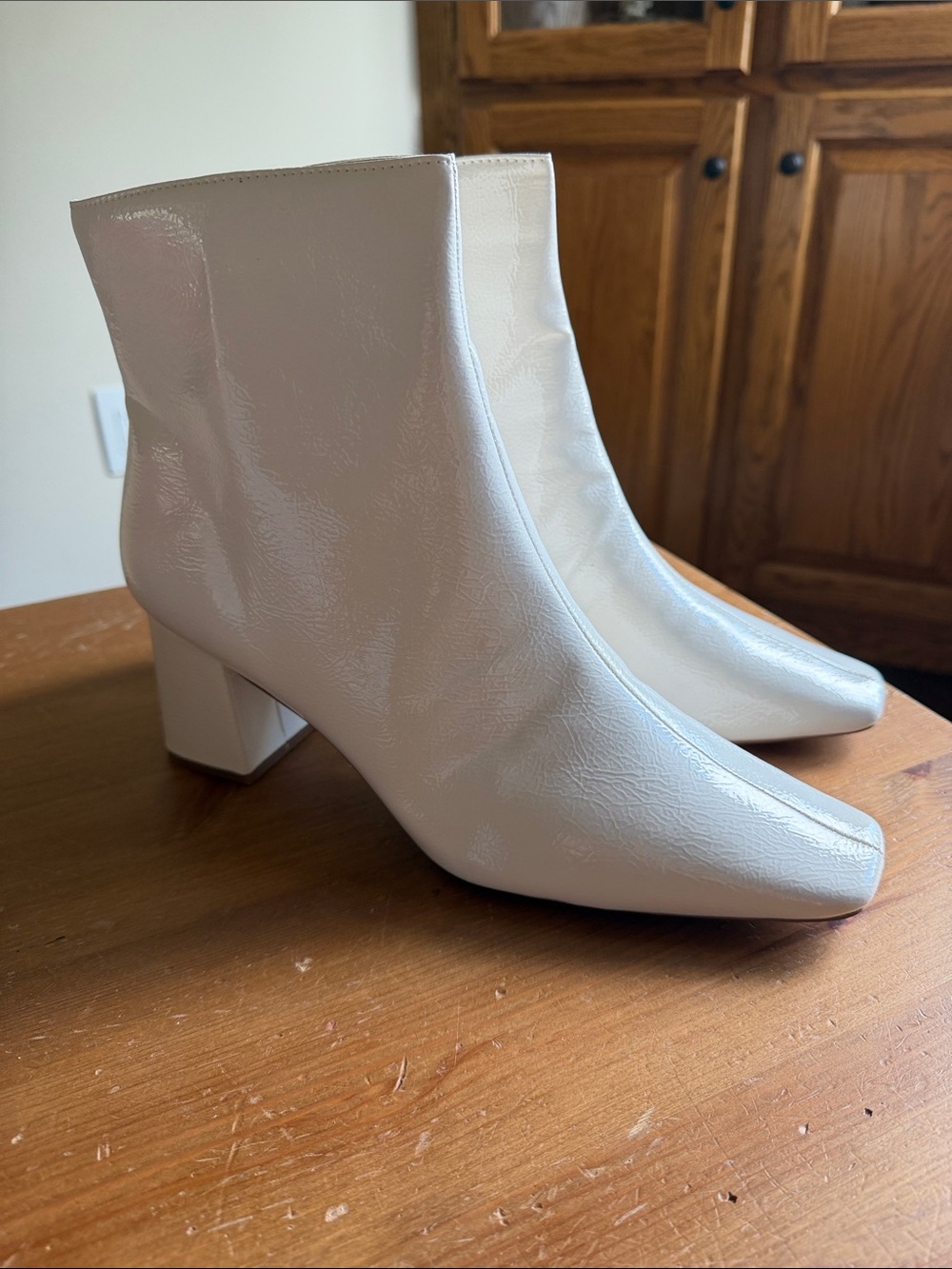 NEW!!! Journee Collection White Patent Block Heel Ankle Boots